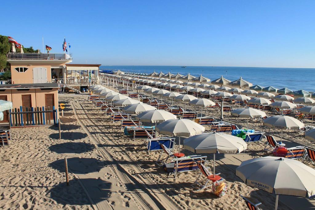Mango Pineto Vacanza Exterior photo